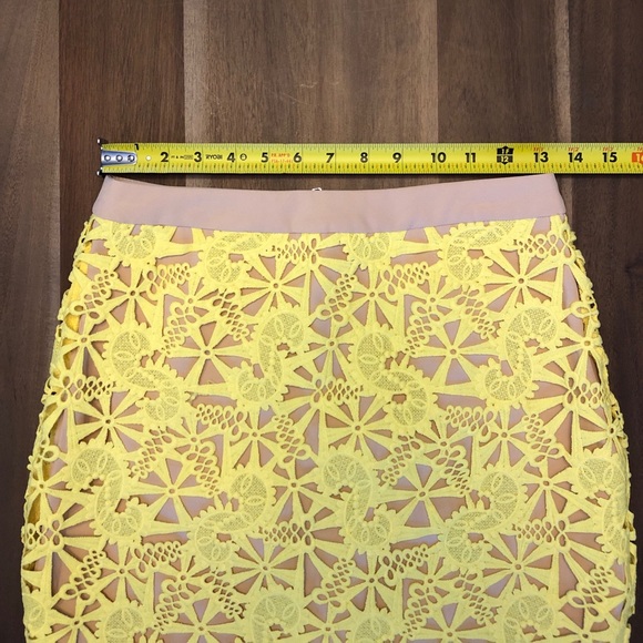 NWOT Endless Rose Lace Skirt - Picture 5 of 7
